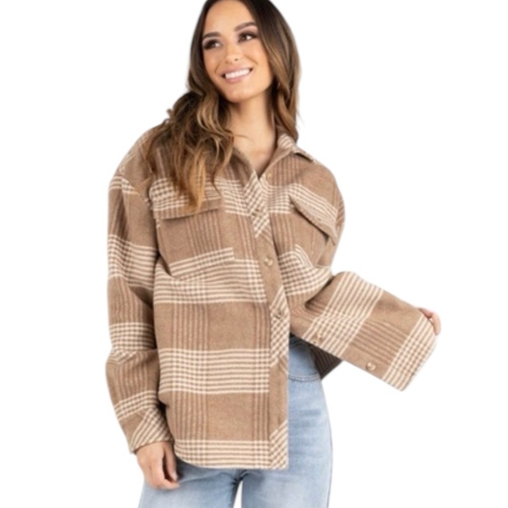 Women’s Tan Plaid Button-Down Shirt Jacket